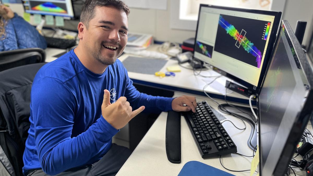 EVNautilus's tweet card. Describe your role with OET.