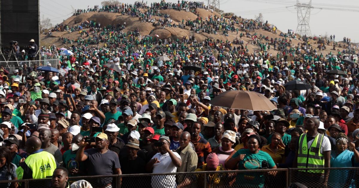 UCTLibrary_SC's tweet card. The full digital record remains publicly accessible on a dedicated website