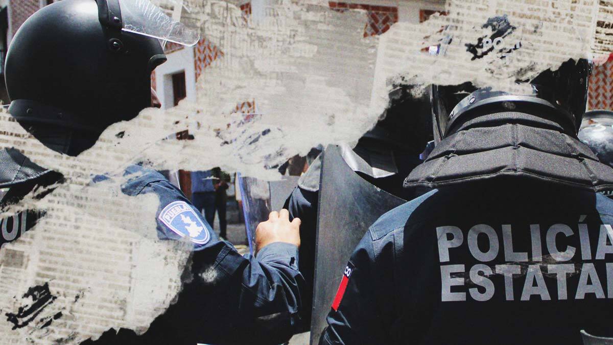 LaPaginaNegraMX's tweet card. Policías estatales de Puebla relacionados al robo de carga se mantienen operando este delito desde la administración de Miguel Barbosa.