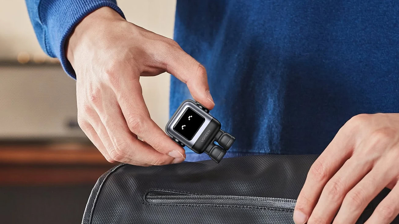 _tech_robot_'s tweet card. The UGREEN Uno Charger 30W isn't just amazing-looking. It is also pretty capable, portable, and you can get it at a drop-dead price!