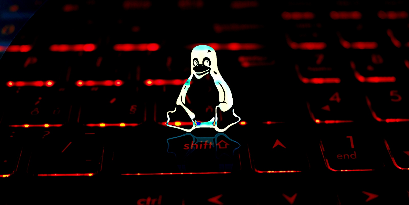 BleepinComputer's tweet card. Unprivileged attackers can gain root privileges by exploiting a local privilege escalation (LPE) vulnerability in default configurations of the Linux Kernel's filesystem layer on vulnerable devices.