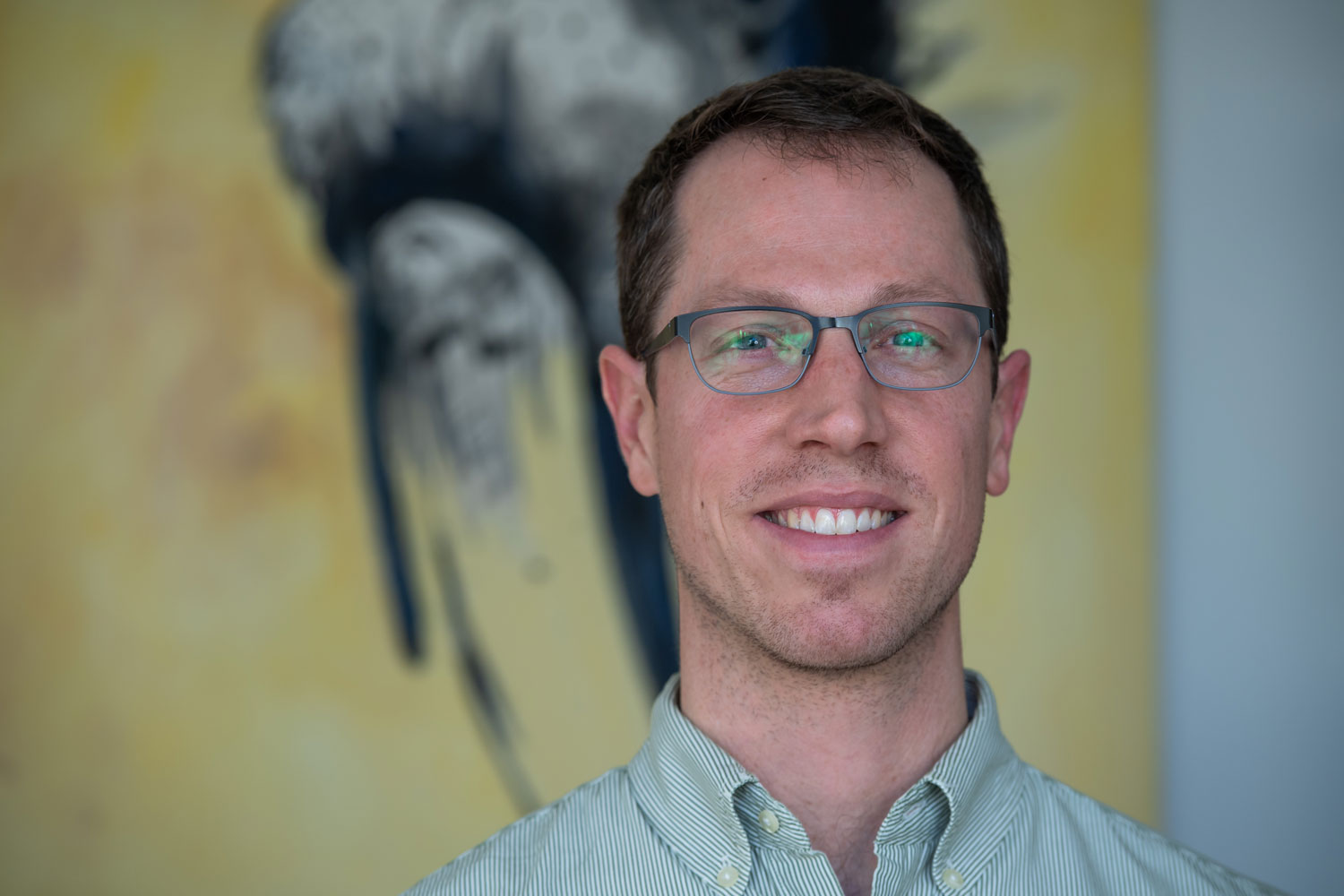 UWBothell's tweet card. In his latest research, Dr. William Hartmann brings together leading experts in the Native mental health arena for collective writings on Indigenous self-determination. 