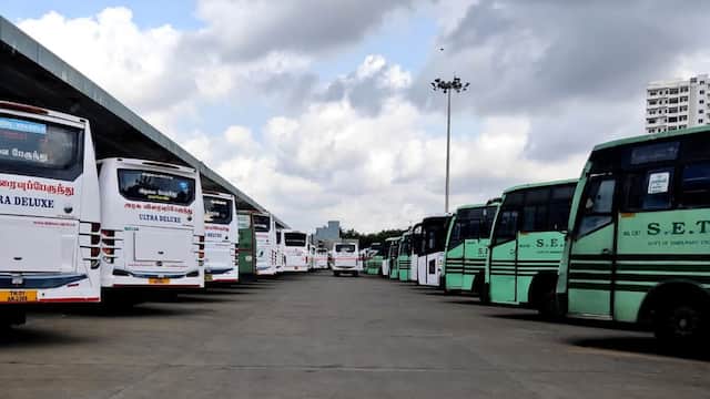 abpnadu's tweet card. முகூர்த்தம் மற்றும் வார இறுதி நாட்களை முன்னிட்டு, தமிழ்நாடு அரசு போக்குவரத்துக் கழகங்கள் மூலம் சிறப்பு பேருந்துகள் இயக்கப்படும் என அரசு விரைவுப் போக்குவரத்துக் கழகம் அறிவித்துள்ளது. அதன் விவரம் இதோ..