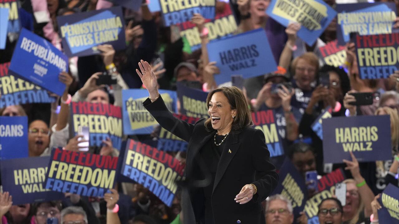 berengereb's tweet card. Kamala Harris a construit sa carrière dans l’Etat qui l’a vue naître, la Californie, et plus particulièrement dans la baie de San Francisco, où «Le Temps» s’est rendu, sur les traces de la candidate...