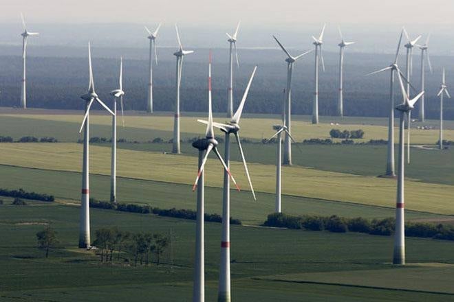 eco_hotels's tweet card. Renewable energy share in total generation mix to cross 10% in FY20, to add 10 GW to generation capacity.