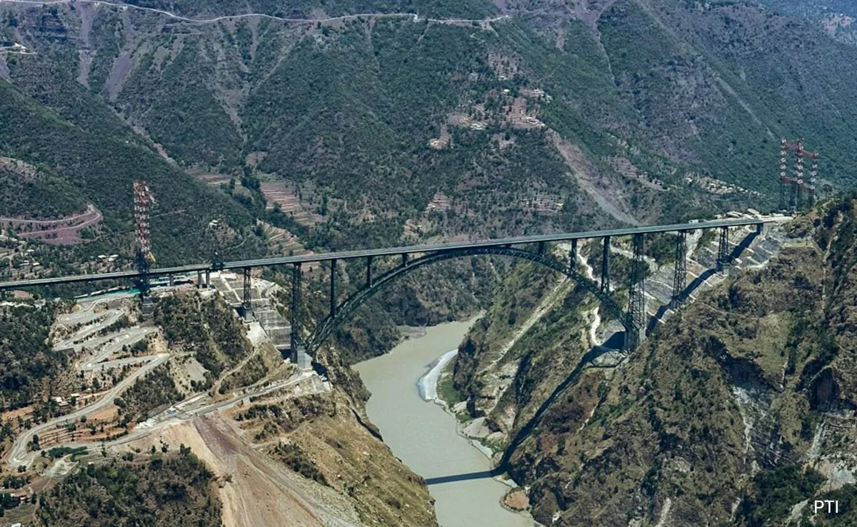 gu_ishita's tweet card. In his first visit to Jammu and Kashmir since the Pahalgam terror attack on April 22, which left 26 people dead, Prime Minister Narendra Modi inaugurated key infrastructure projects that will reshape...