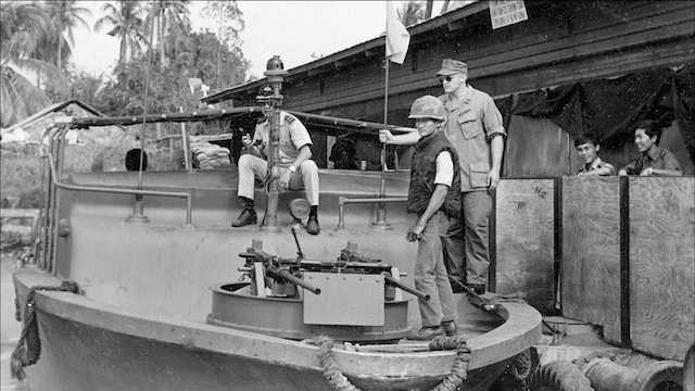 ZackCooper's tweet card. In 1975 Richard Armitage was a special forces advisor in Saigon. 