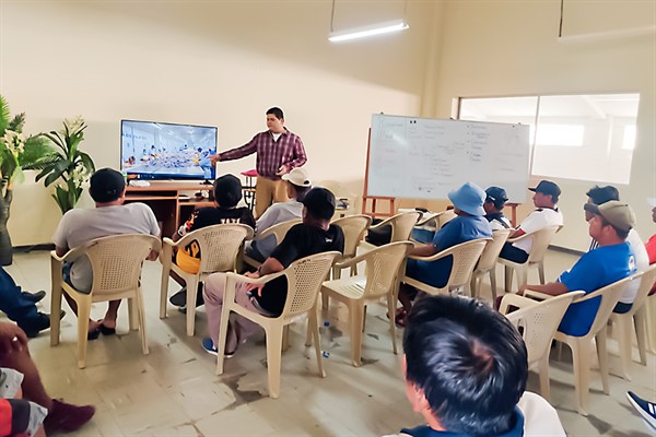 ESPACIO_LEG_PER's tweet card. Salud ocupacional: normas de alcance para todos los sectores