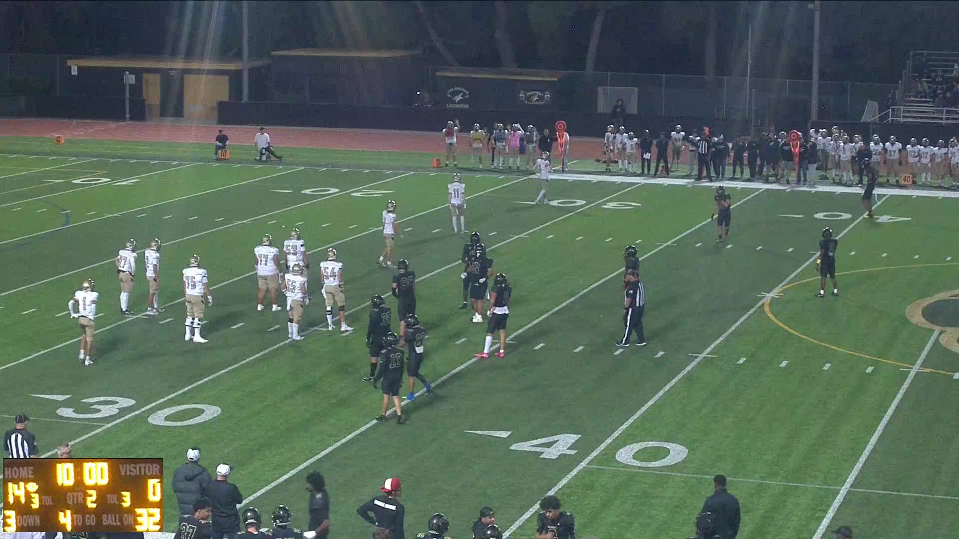 axel_thiess's tweet card. Calabasas High School