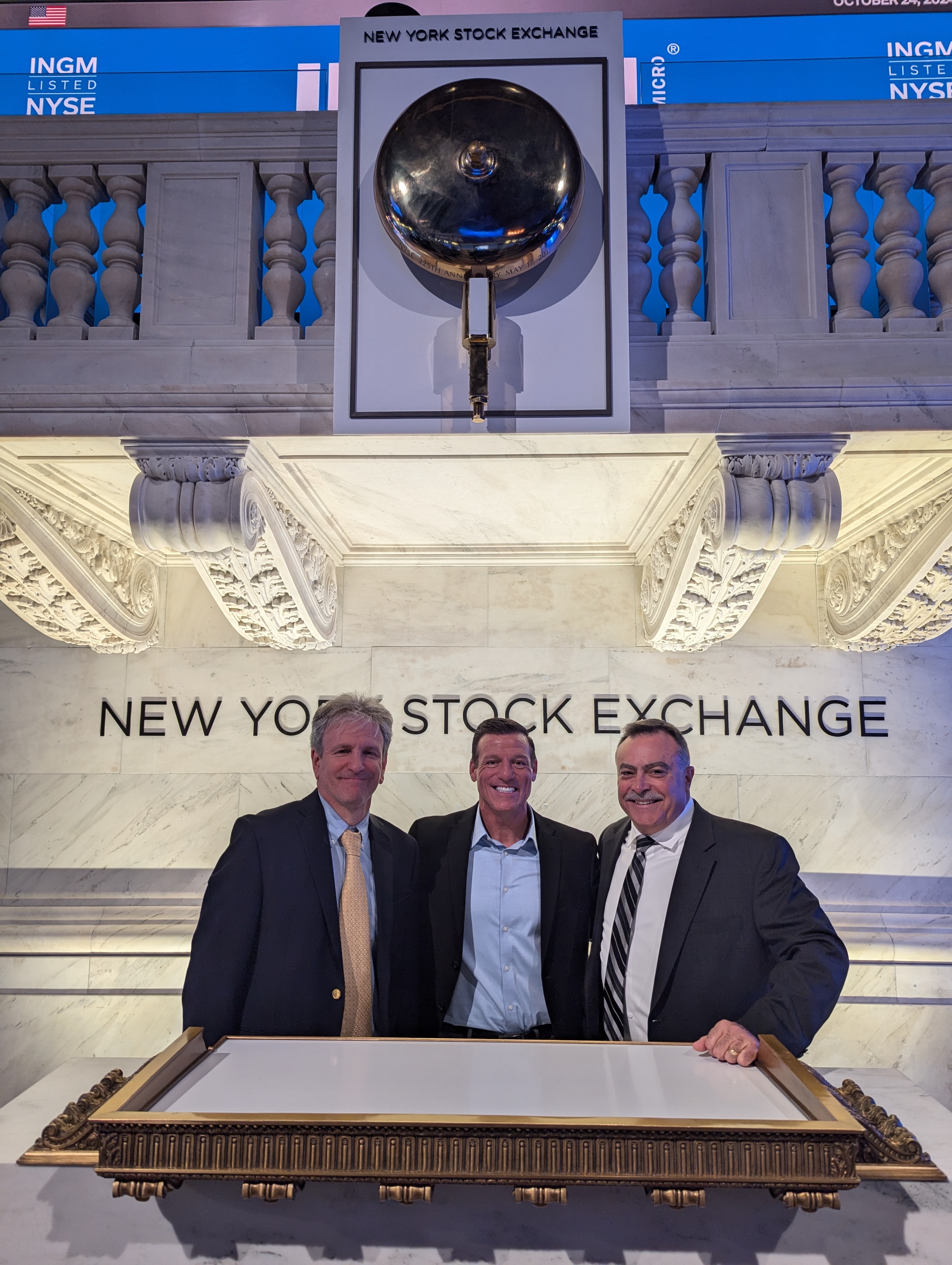 BitxBit's tweet card. Congratulations to our IT partner of 25 years!