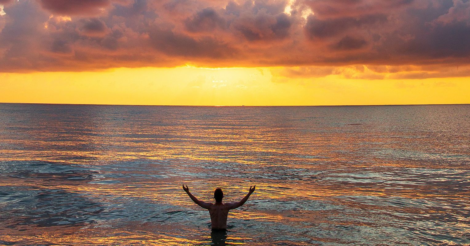 EconOracle's tweet card. In an age of endless uncertainty, faith isn’t naïve—it’s strategic. Discover why optimism, grounded in action, may be the most productive mindset for the poly-unknown.