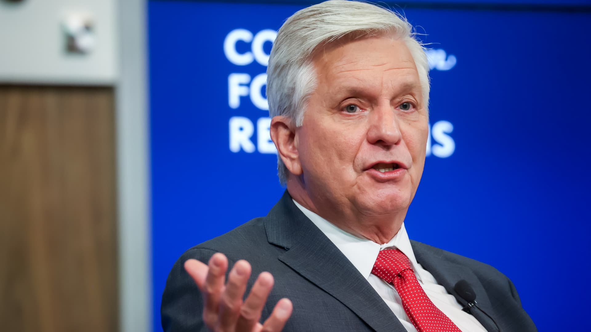 ScottJoughNJ's tweet card. Waller's comments put him squarely in the came of those looking to ease monetary policy to head off further danger in the jobs picture.