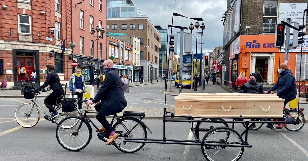 Elsorowley's tweet card. Paddy Cahill made films about cycling and Dublin’s architectural legacy