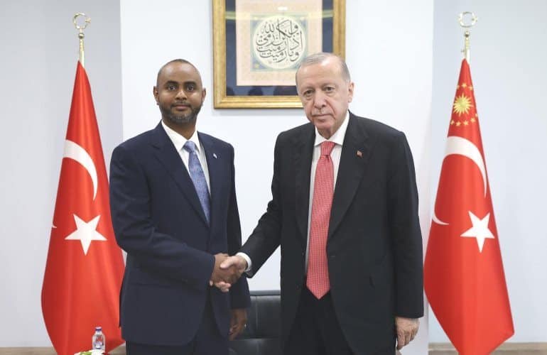 Goobjooge's tweet card. Dood ka dhalatay kulan Wasiir Jaamac la yeeshay Madaxweynaha iyo Wasiirka Arrimaha dibadda Turkiga - Goobjooge.net: Somali News, Somalia news Analysis.