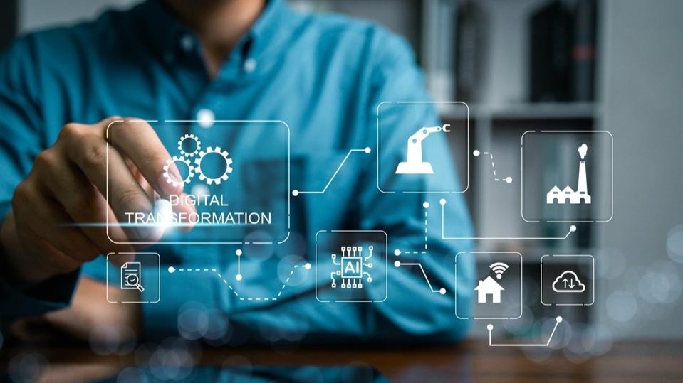 HWillert's tweet card. Thank you for reading my latest article ChatGPT Prompts And AI Tips For Drafting Amazing Emails. Here at LinkedIn and at Forbes I regularly write about management and technology trends.