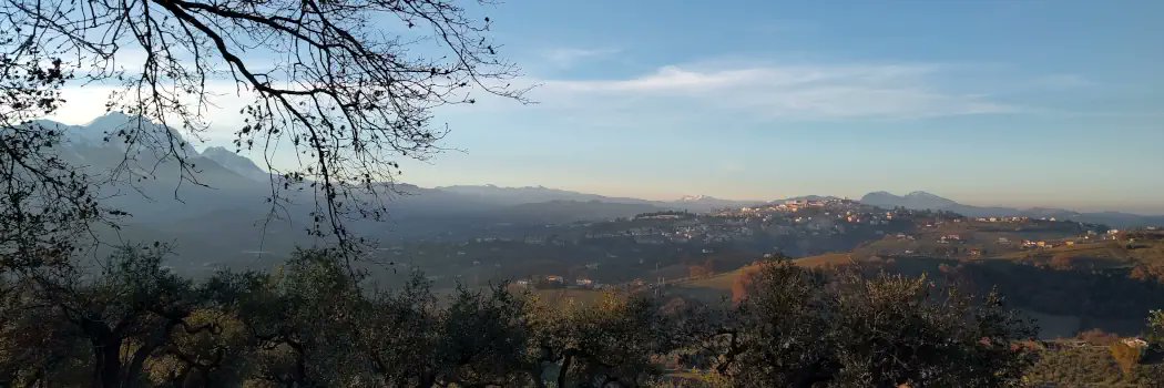 newsycombinator's tweet card. Article based on my talk about Full-text search in Django with PostgreSQL.