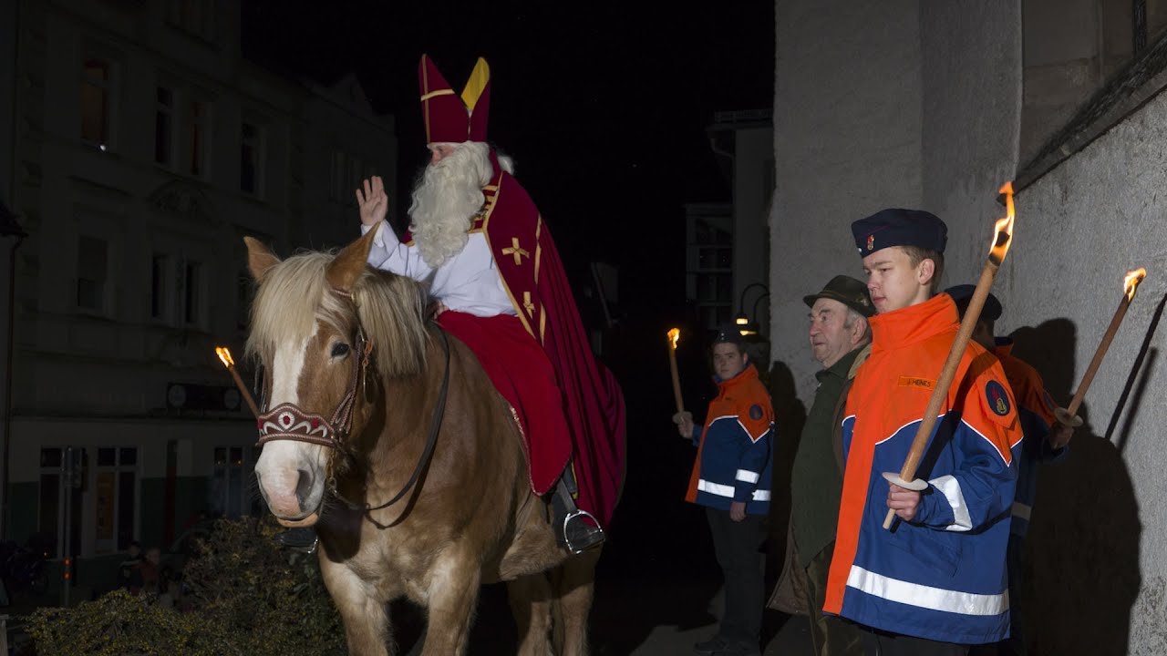 Techvision_de's tweet card. St. Martin 2014 in Brilon - (Video by Techvision)