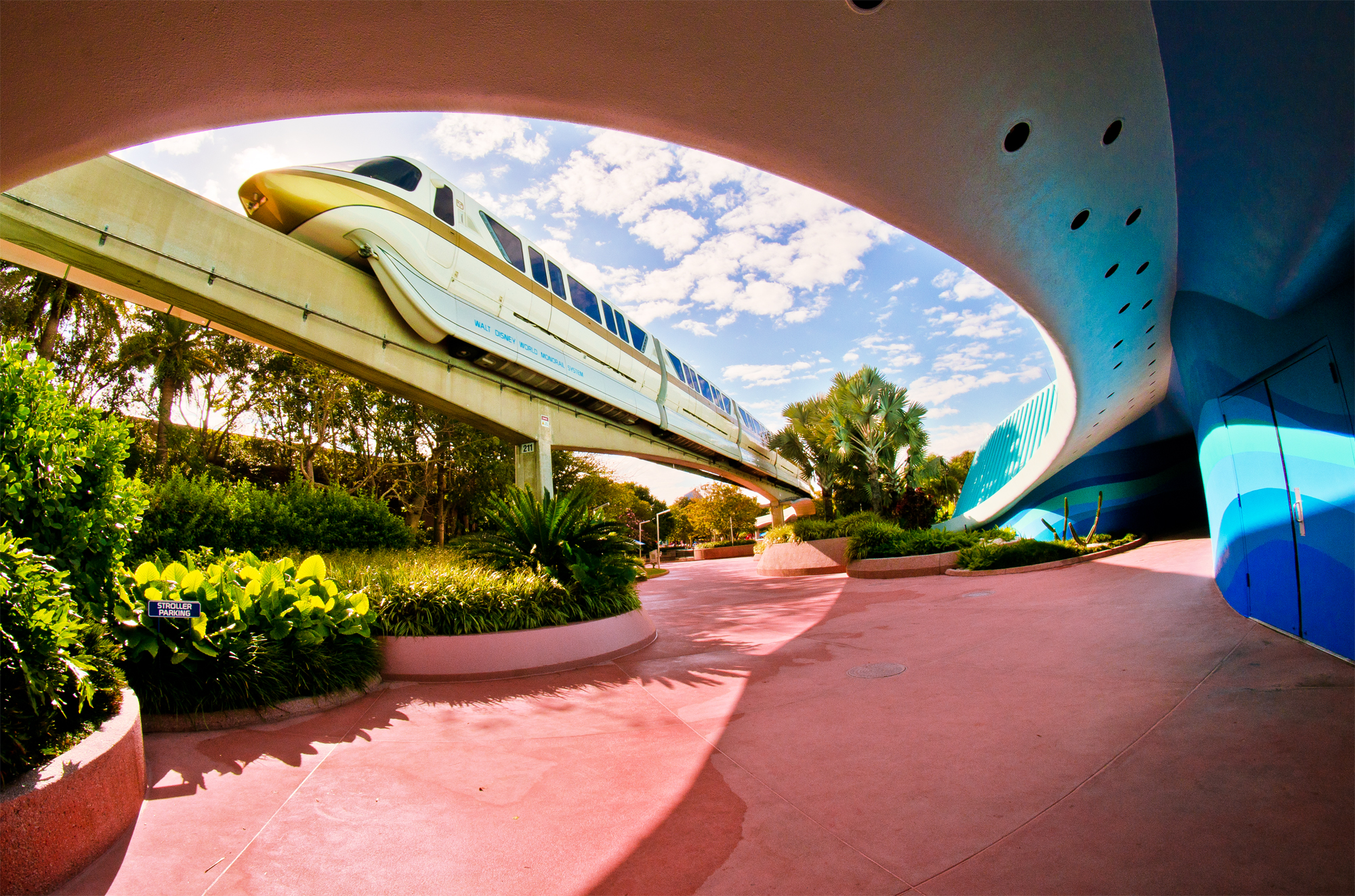 DisTouristBlog's tweet card. Coral Reef in EPCOT's Living Seas pavilion is one of Walt Disney World's original unique restaurants. It was once one of the most popular dining reservations in the park, but has since seen its...