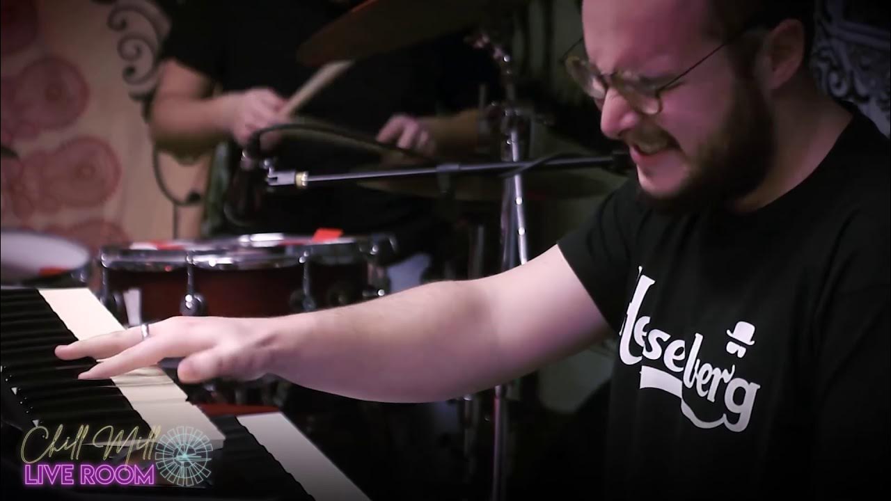 PALMAGUIDO's tweet card. The Lazy Cat Experience: Chill Mill Live Room