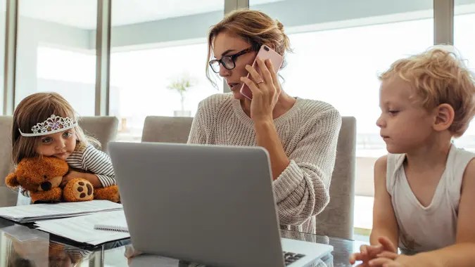 sudhirkrs's tweet card. jacoblund / Getty Images/iStockphoto Most Americans now have a side hustle . In fact, a recent survey conducted by Insuranks found that a whopping 93% [...]