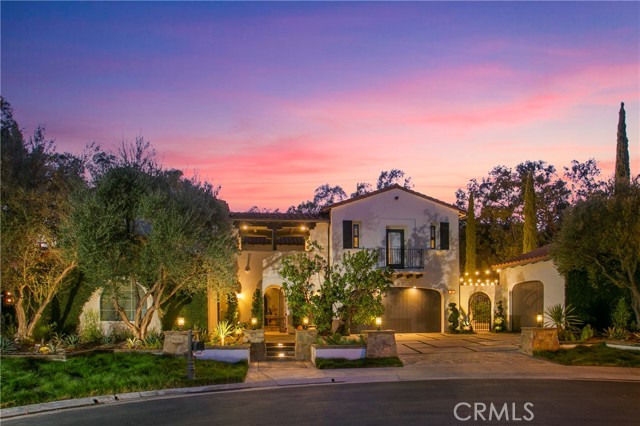 mlsblast's tweet card. Are you envisioning a breathtaking home that exudes timeless elegance and refined style in the heart of Tustin? Discover your own private retreat in the highly coveted Cameo Woods Community. This...