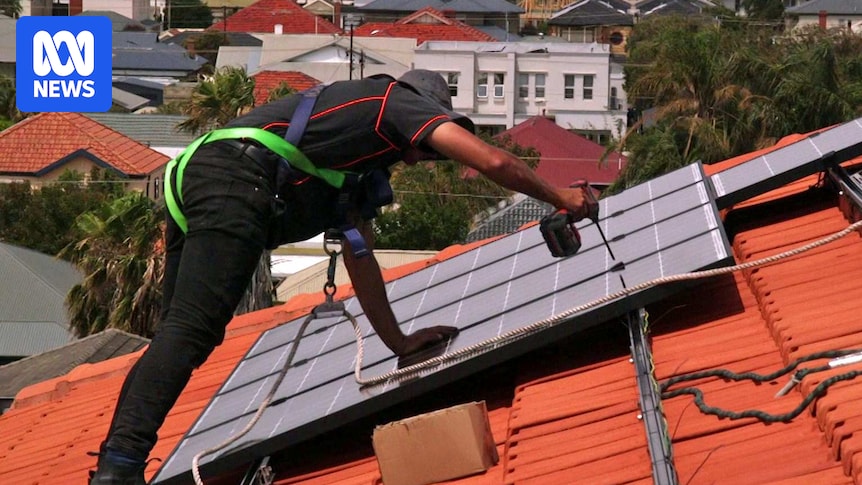 plexigrid's tweet card. Energy authorities in SA use new solar switch-off powers for the first time, remotely cutting output from thousands of rooftop units during "near-record minimum demand" to maintain the stability of...