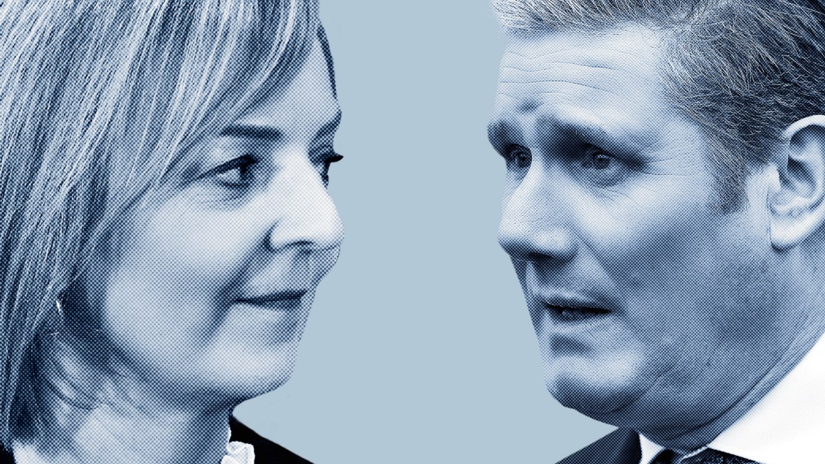 HarryYorke1's tweet card. Most people visiting Greenwich early last month were tourists, lazing in a park parched dry by the summer heatwave, sweating their way up the hill to the observ