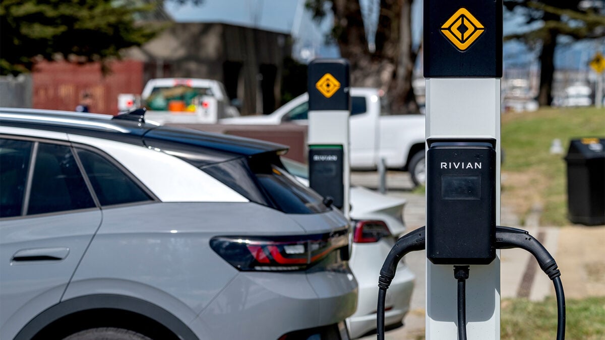 hmdevlab's tweet card. Would you like to buy software from a German auto giant and an EV startup struggling to fund its second act?