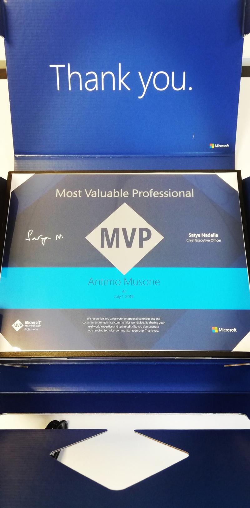 AntimoMusone's tweet card. Thanks Microsoft, Cristina González Herrero, Marco D'Angelo for the AI award. #MVPBuzz #ai #technology #microsoft