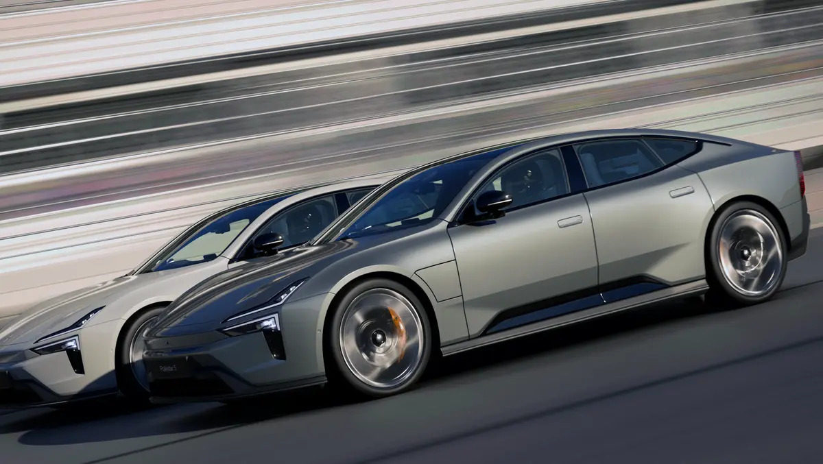 techday_au's tweet card. The Polestar 5 joins Gran Turismo 7 via a free December 2025 update, offering ultra-realistic driving from a unique Polestar-Polyphony collaboration.