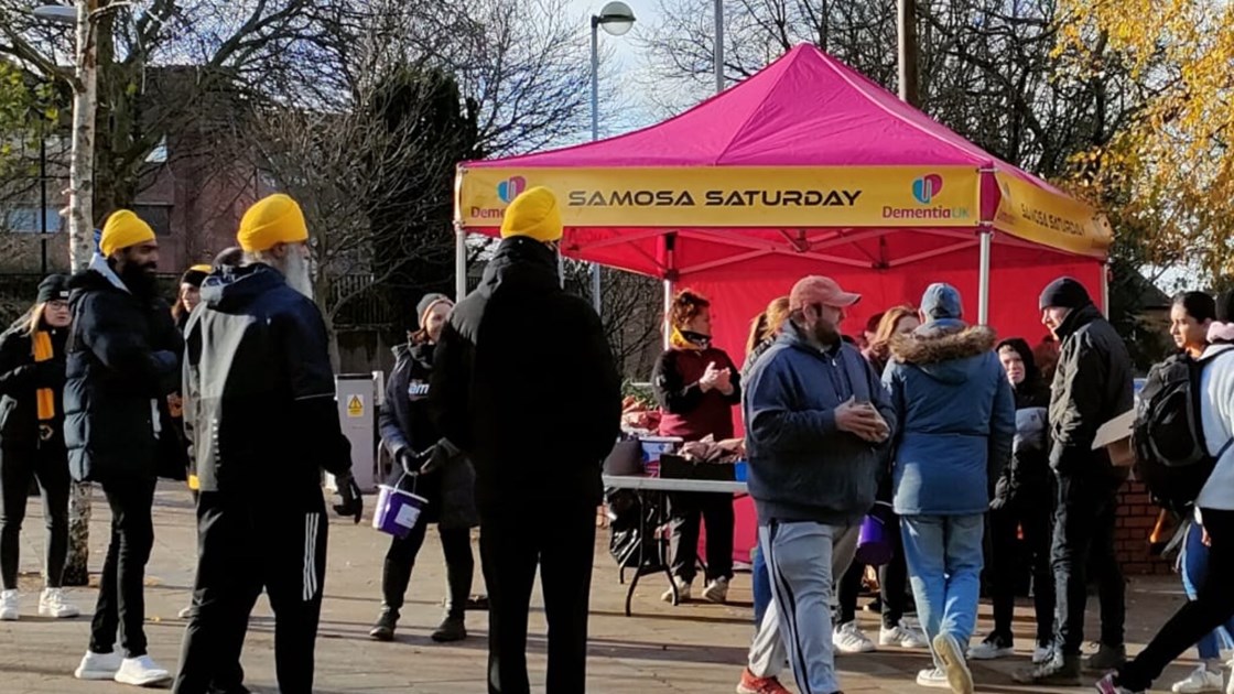 k_evans79's tweet card. Help Manny Kang raise money to support Dementia UK