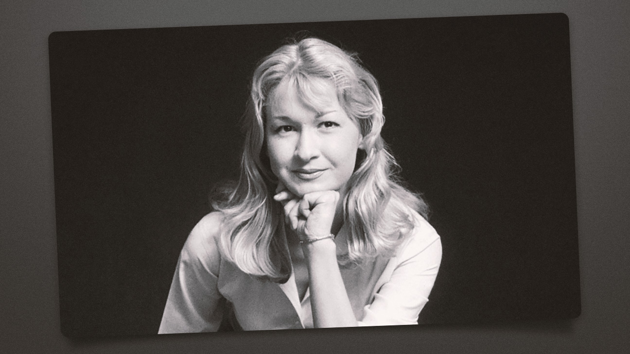 THR's tweet card. After her stunning turn as the waitress Flo, she earned two more Academy Award noms for her performances opposite daughter Laura Dern in 'Wild at Heart' and 'Rambling Rose': "She is flying with her...