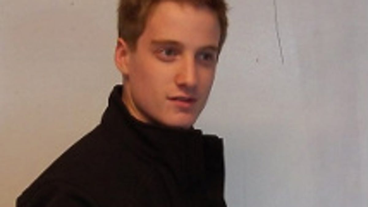 version7_8's tweet card. For two months last fall, Eric Simons secretly took up residence inside the Internet giant's Palo Alto, Calif., campus, eating free food, enjoying gym access, and building a startup in the process.