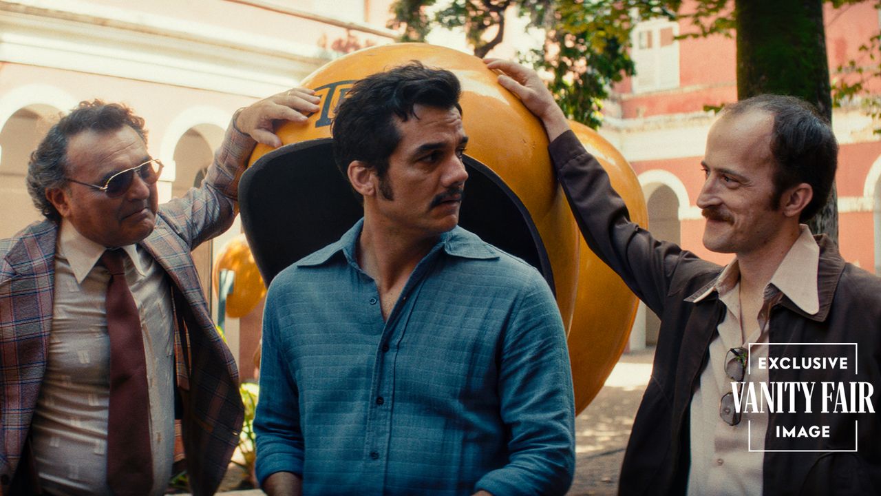 VanityFair's tweet card. The ‘Narcos’ and ‘Civil War’ star goes deep on his first starring role in a Brazilian film in over a decade: “It will have a political effect, but also an artistic effect. It’s as Brazilian as you...