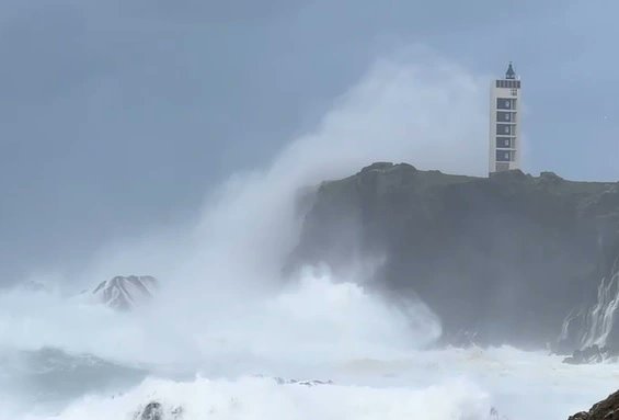 GC_GCiencia's tweet card. A borrasca profunda Ivo tomará o relevo durante este mércores 29 de xaneiro con alertas amarelas e laranxas en toda Galicia