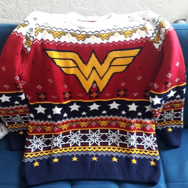 Thriftygal's tweet card. I’ve written a lot in the past about how your fellow writers (or creatives) are your team, not your competition. But I also know how easy it is to get sucked into feeling ‘less thanR…