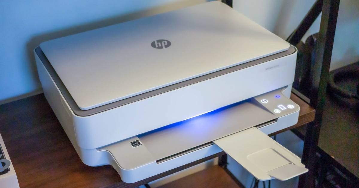 MyOfficeTech's tweet card. Control Panel is still useful.