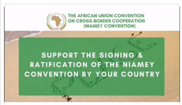 ahmed_article19's tweet card. اتفاقية الاتحاد الأفريقي بشأن التعاون عبر الحدود (AU Convention on Cross-Border Cooperation)، المعروفة أيضًا باسم اتفاقية نيامي (Niamey Convention)، وهي قرار اتُّخذ من قبل عدد من أعضاء الاتحاد...