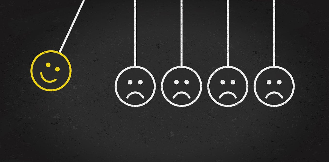 ruetxe's tweet card. Colocando las botellas de agua más a la vista que los refrescos, los responsables de Google incrementaron en un 47% el consumo de agua entre los empleados. ¿Es ético interferir así en el comportami...