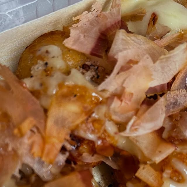 MinaOncode's tweet card. sweets&donuts Do. 旭川店 (@asahikawado) • Instagram photo