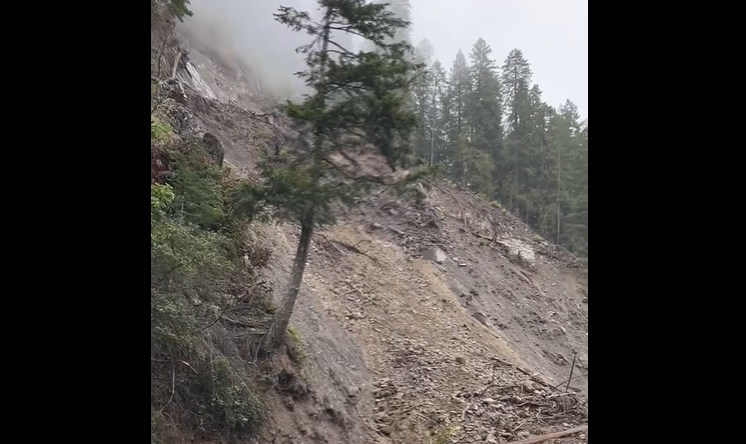 KymKemp's tweet card. Caltrans says motorists on Highway 36 east of Swimmer’s Delight should expect delays up to an hour on Monday as crews clear debris and shore up the slide-damaged lane.