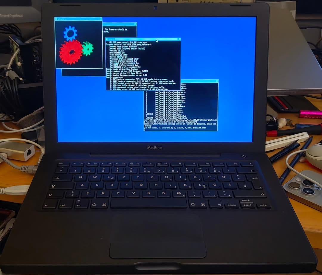 ReneRebeTM's tweet card. The Mesa 3D Graphics Library project has announced the release of version 25.2.0, a development-focused snapshot packed with significant…