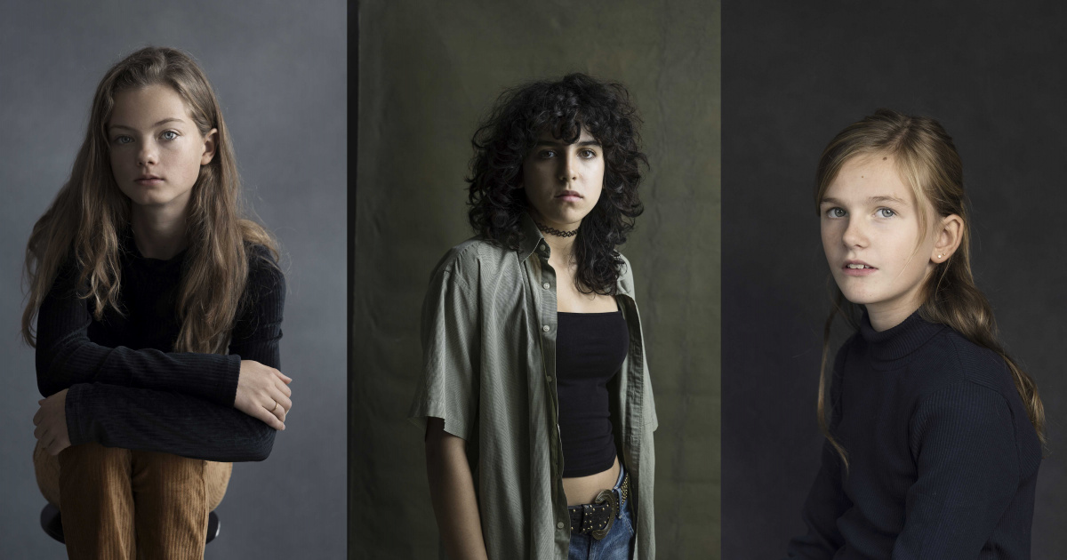 dansplaneet's tweet card. Iris Valentina fotografeert kinderen die vastlopen in het onderwijs.