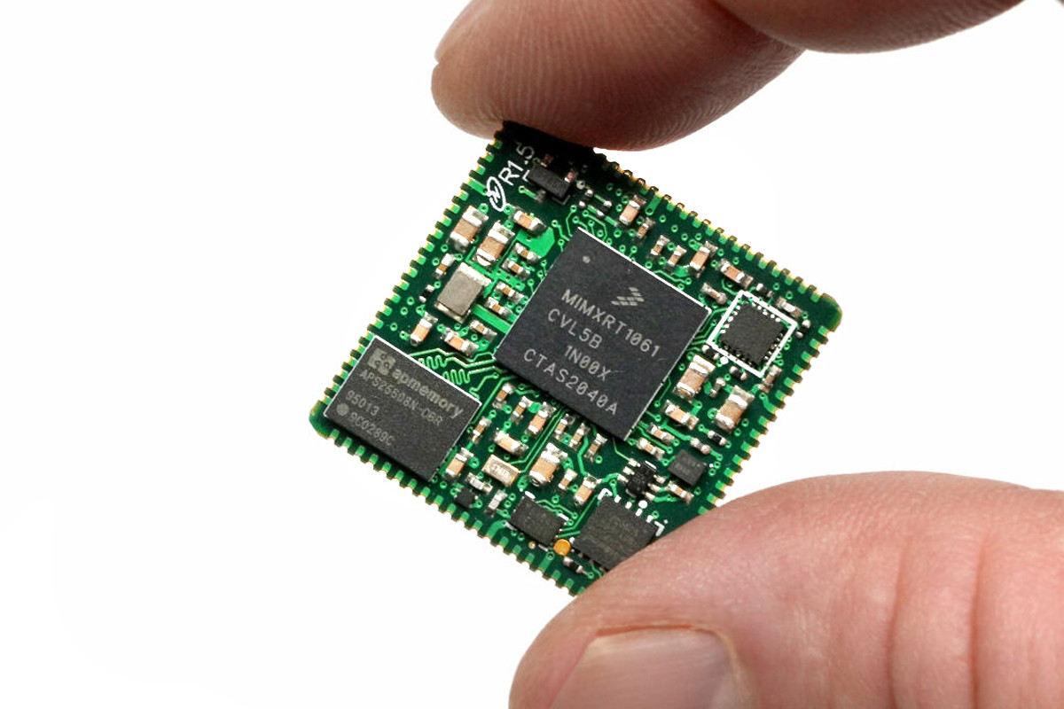 linuxdevices's tweet card. The NetBurner SOMRT1061 is an NXP i.MX RT1061 System-on-Module in an ultra-compact stamp-sized footprint (25.4 x 25.4mm) with dual Ethernet.