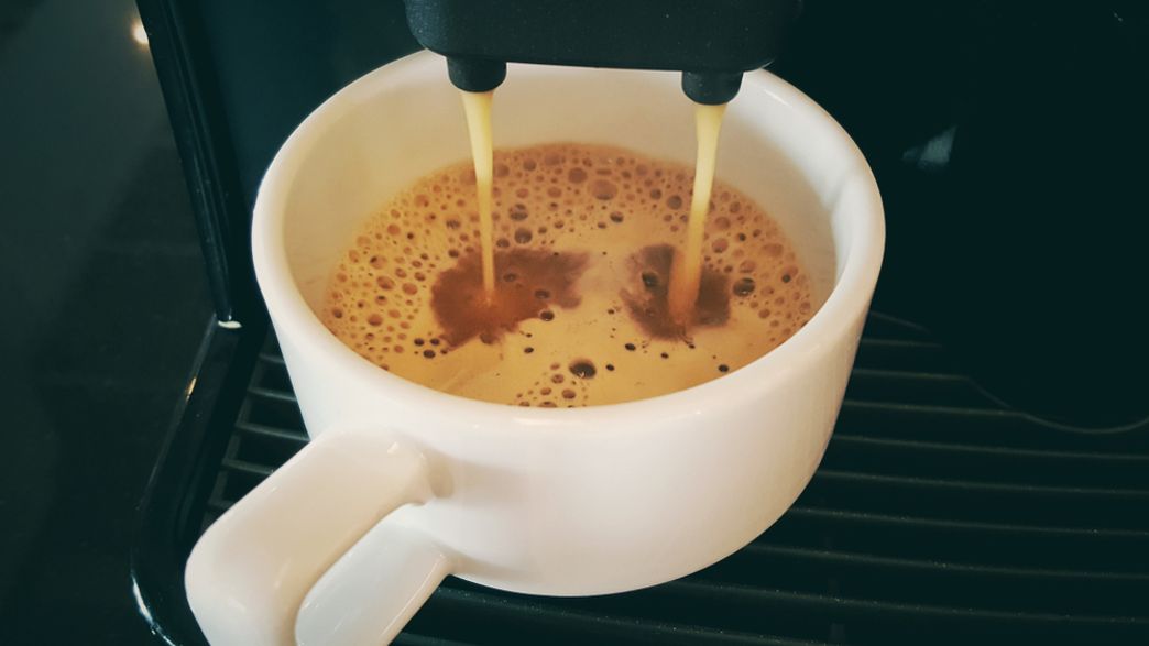 CianOnData's tweet card. You Will Not Believe The Literal Shit That Gwyneth Paltrow Is Trying To Sell You Now