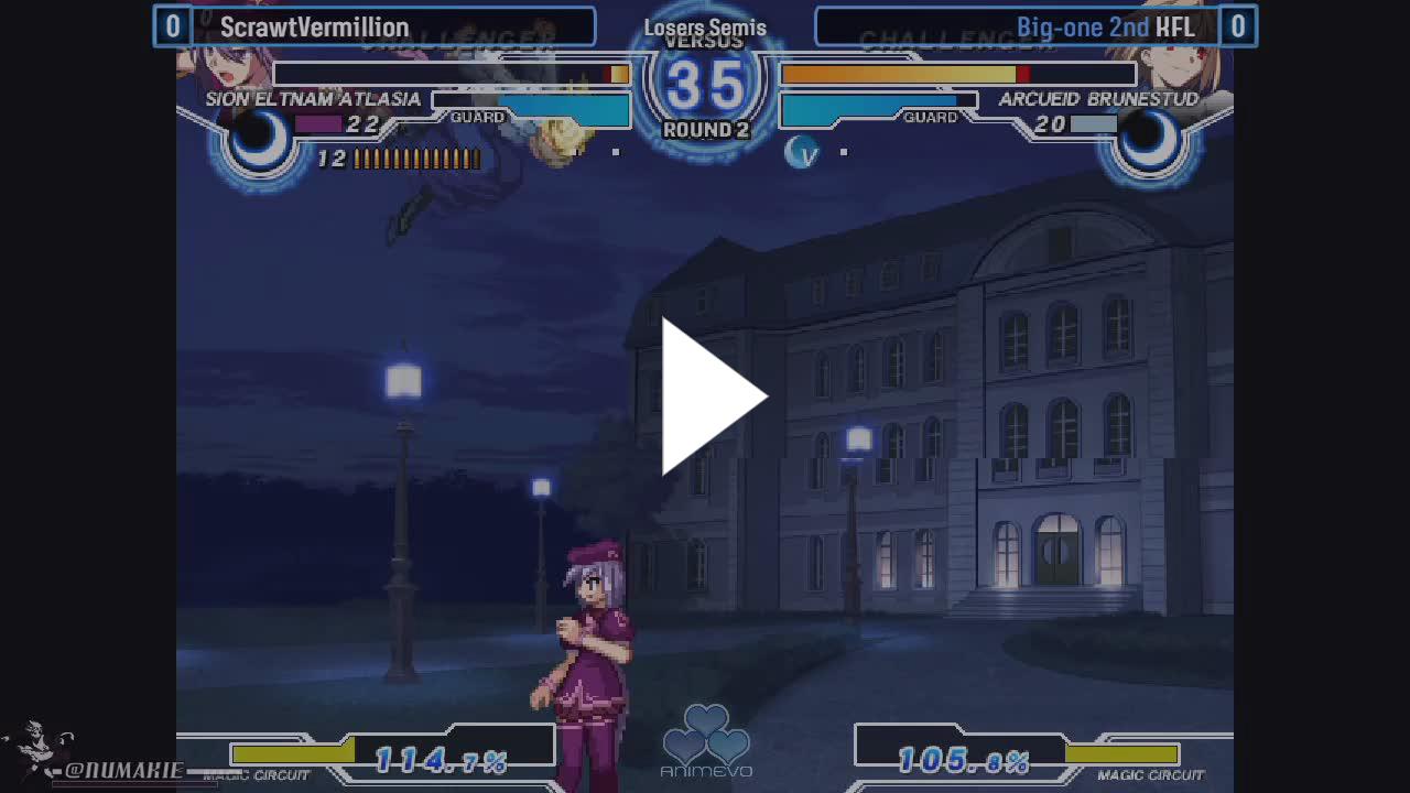 timerift_'s tweet card. Numakie - "Your battery is running low."