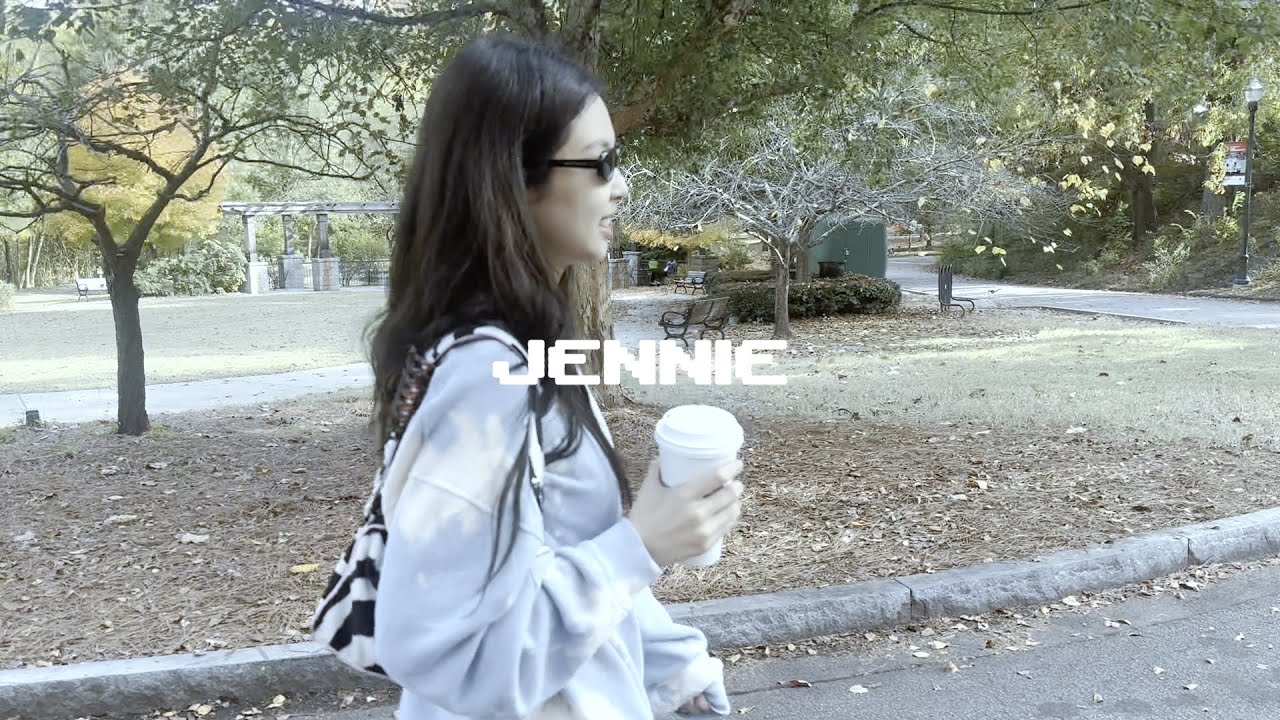 adorable__JS's tweet card. North America World Tour vlog