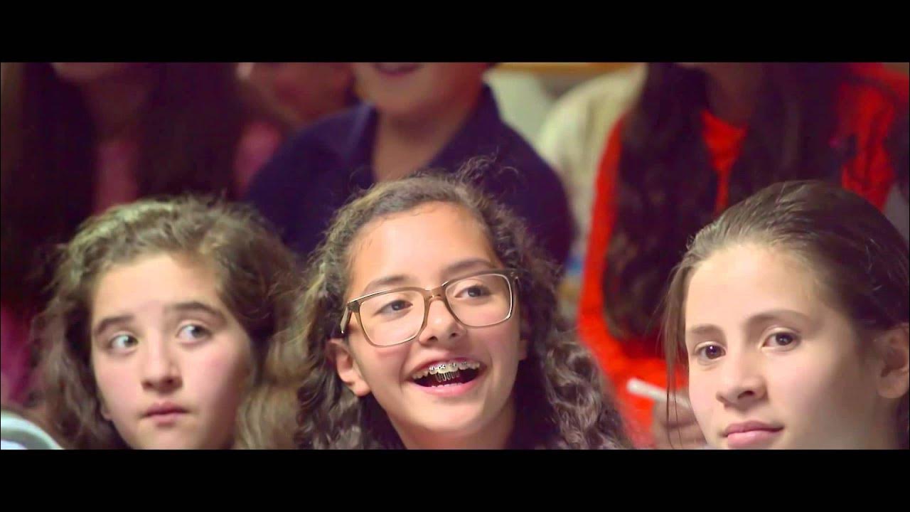 transl_en's tweet card. Skype Translator preview opens the classroom to the world