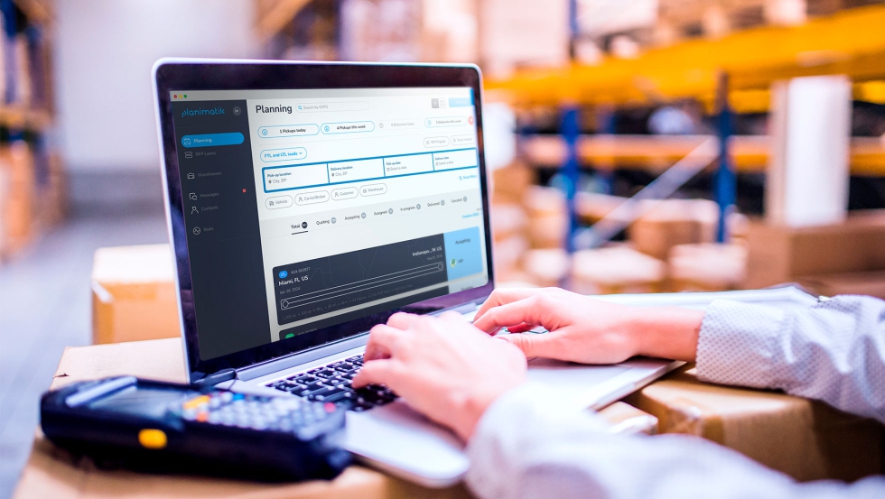 int_automatic's tweet card. Cargobot, startup experta en operaciones de carga terrestre de transporte de mercancías con sede en Estados Unidos, anunció el lanzamiento en España de Planimatik...