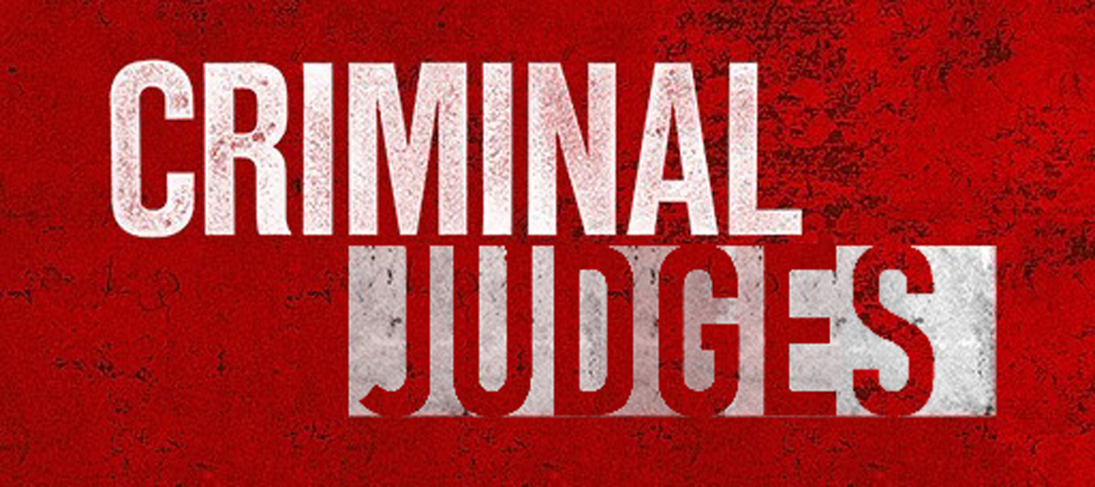 stloiyf's tweet card. Contact information for judges in U.S. courts